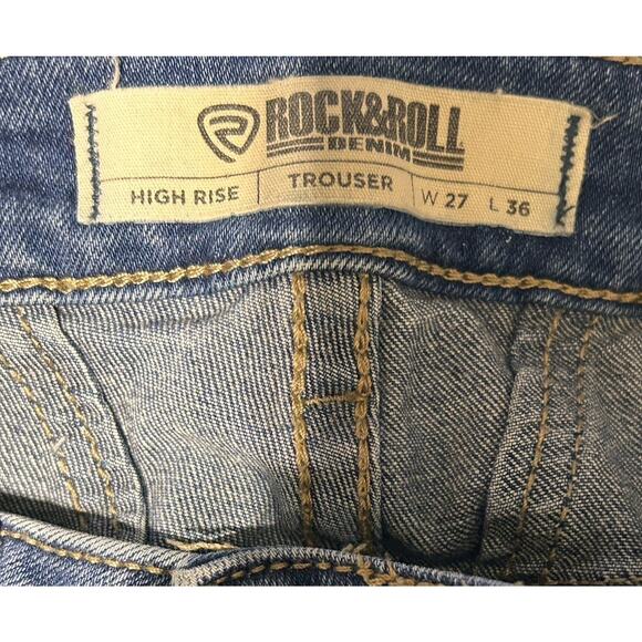 Rock and Roll Cowgirl High-Rise Trouser Jeans in Medium Wash Blue SZ W27/36L - Picture 3 of 9